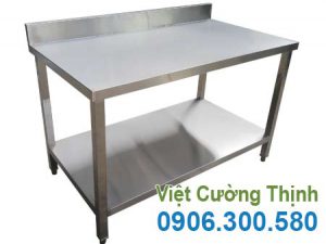 bàn inox 2 tầng có gáy BAI-07