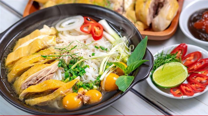 Cách nấu phở gà miền trung