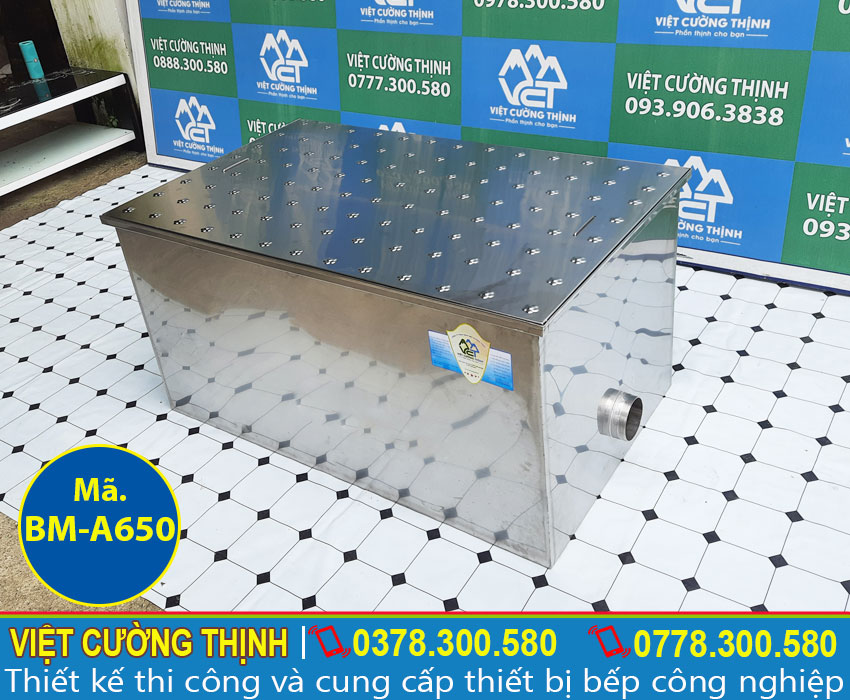 Góc ngang bẫy mỡ âm sàn công nghiệp